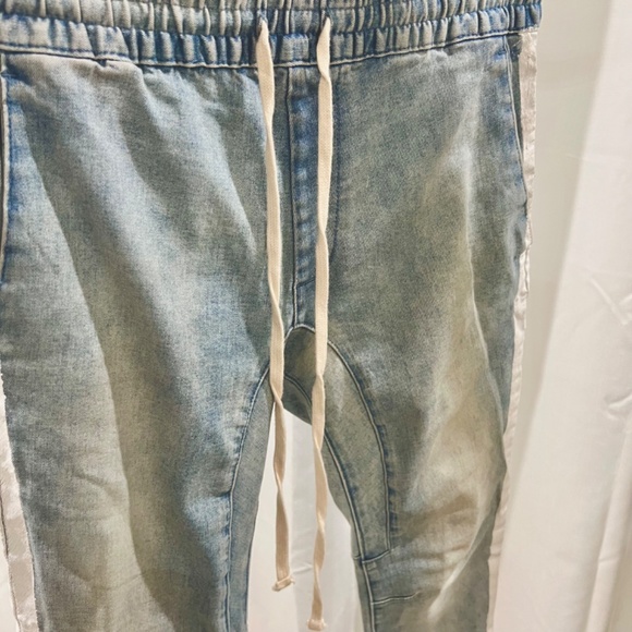 Pacsun Painted Side Striped Skinny Zip Ankle Drawstring Denim Pants - Picture 3 of 9